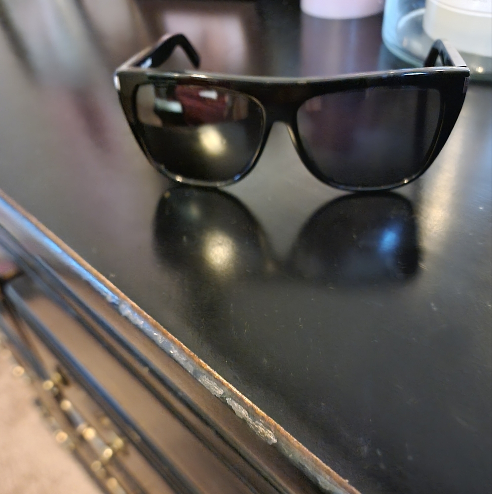 Saint Laurent Ysl sunglasses